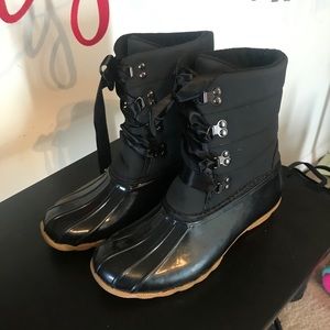 Arctic Plunge winter duck boots size 8